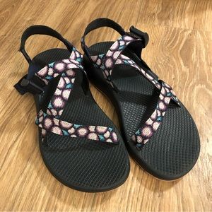 Chaco Classic black purple/pink hiking shoes, women’s size 9